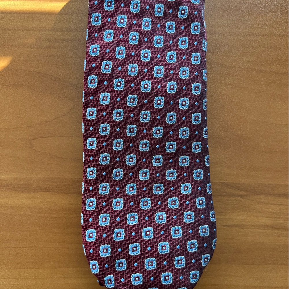Brooks Brothers tie for men.